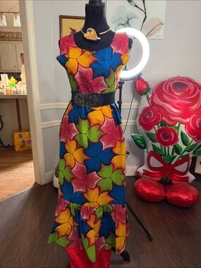 Source Unknown Bold Multicolor Sleeveless Maxi Dress